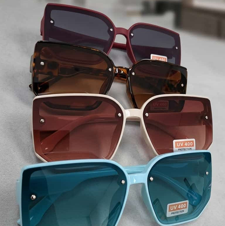 Premium Square Sunglasses For Women in Four Colours Model 820347