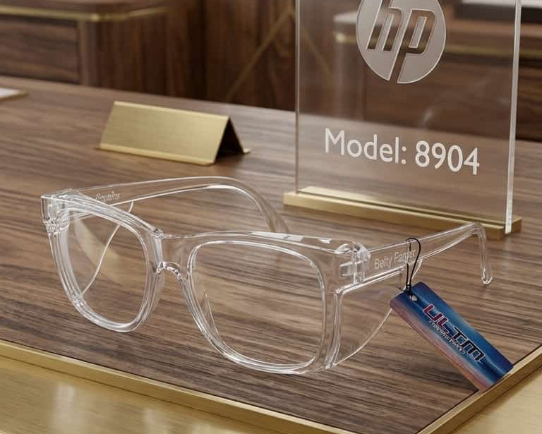 Stylish Clear square-frame safety glasses 8904